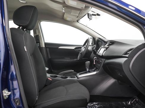Used 2019 Nissan Sentra S FWD image 11