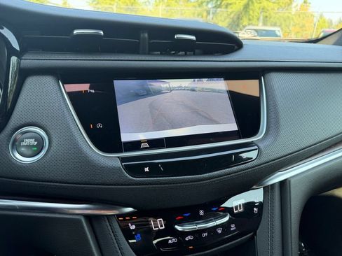 Used 2023 Cadillac XT5 Sportv AWD/4WD image 17