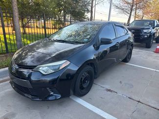 Used 2016 Toyota Corolla LE FWD video 1