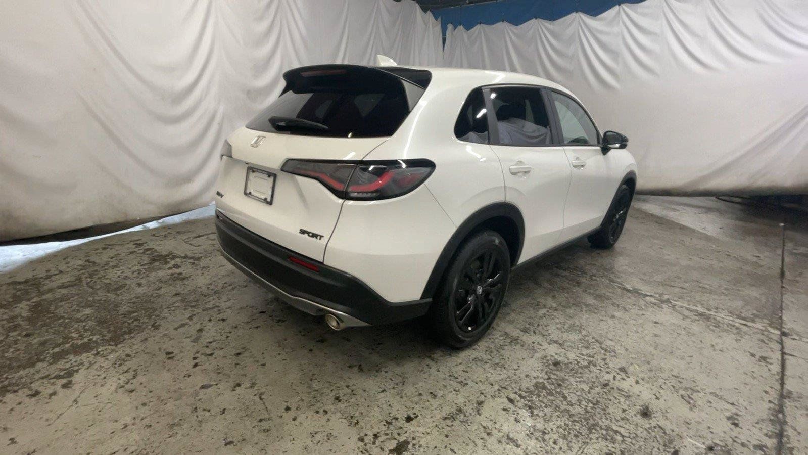 Certified 2026 Honda HR-V Sport image 6