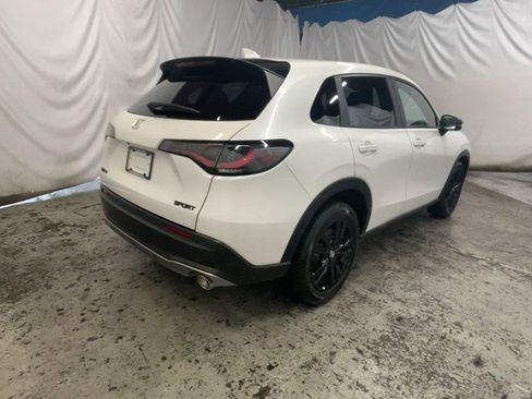 Used 2026 Honda HR-V Sport image 6