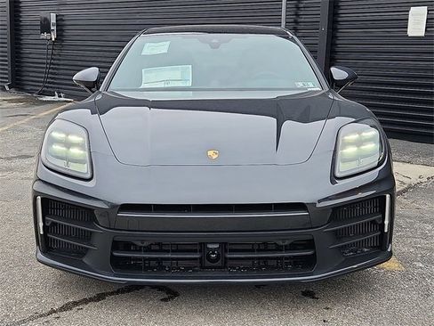 New 2026 Porsche Panamera 4 image 10