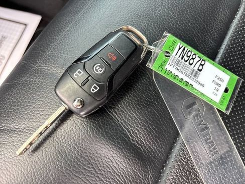 Used 2019 Ford F250 Lariat AWD/4WD image 31
