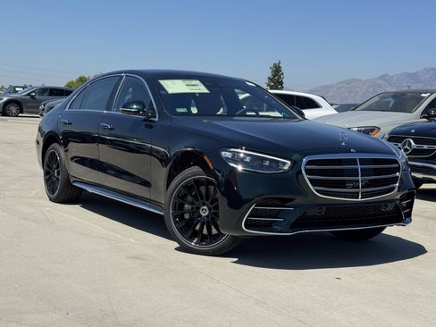 New 2026 Mercedes-Benz S 580e 4MATIC Sedan image 2
