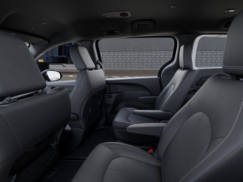 New 2027 Chrysler Pacifica LX FWD image 23