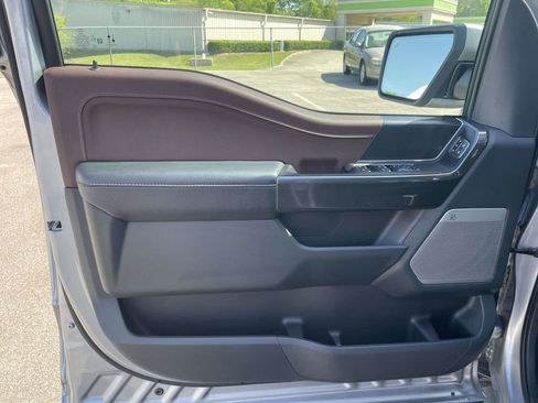 Used 2023 Ford F150 Lariat w/ Max Trailer Tow Package image 15