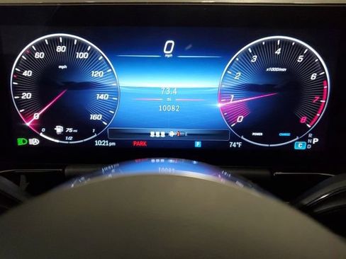 Used 2025 Mercedes-Benz GLA 250 4MATIC image 16