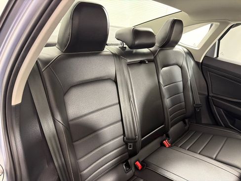 Used 2022 Volkswagen Jetta SE FWD image 20