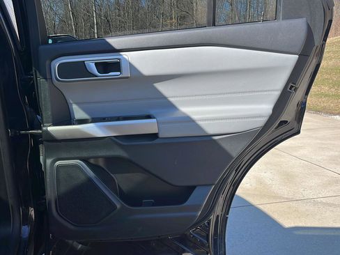 Used 2023 Ford Explorer XLT w/ Equipment Group 202A image 21