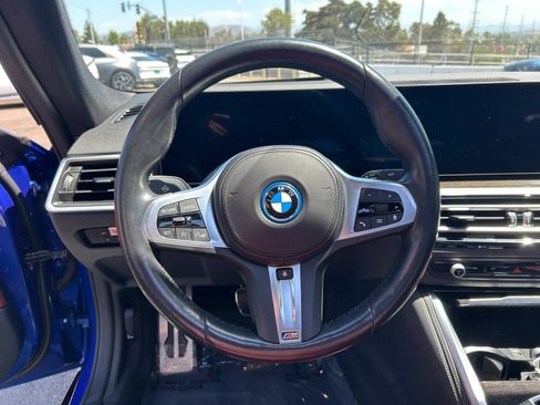 Used 2023 BMW i4 eDrive40 w/ M Sport Package RWD image 22