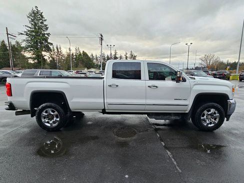 Used 2018 GMC Sierra 3500 SLT AWD/4WD image 6