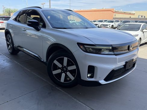 Used 2024 Honda Prologue Touring image 6