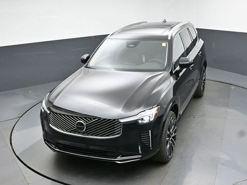 New 2026 Volvo XC90 B6 Plus w/ Protection Package Premier image 47
