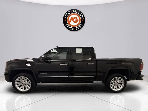 Used 2016 GMC Sierra 1500 Denali w/ Enhanced Driver Alert Package AWD/4WD image 7
