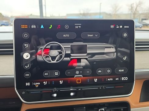 New 2025 Volkswagen ID. Buzz Pro S Plus image 16