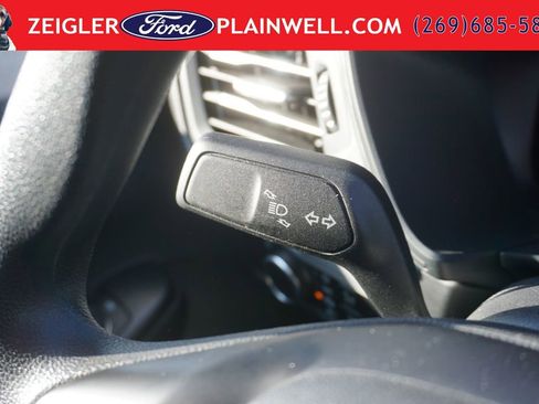 Used 2025 Ford Escape Active AWD/4WD image 22