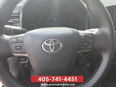 Used 2025 Toyota Camry LE FWD image 14