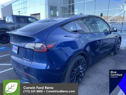 Used 2023 Tesla Model Y Performance image 8