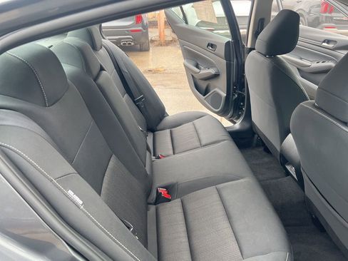 Certified 2025 Nissan Altima 2.5 SV image 14