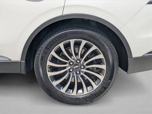 Used 2022 Lincoln Aviator Reserve w/ Equipment Group 201A RWD image 22