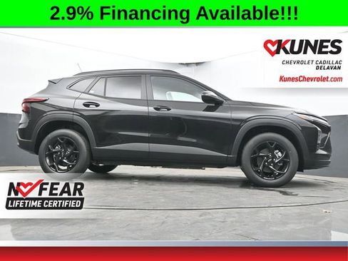 New 2026 Chevrolet Trax LT w/ Driver Confidence Package FWD image 42