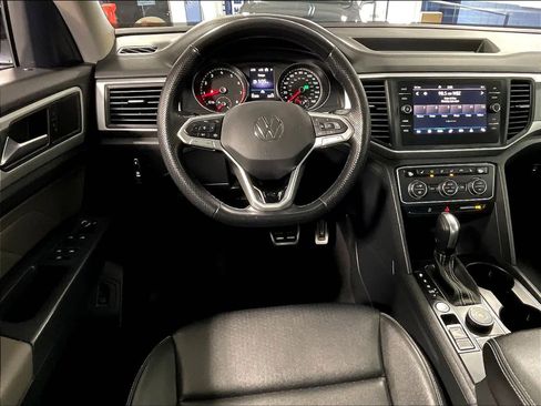 Used 2021 Volkswagen Atlas SE w/ Panoramic Sunroof Package AWD/4WD image 18