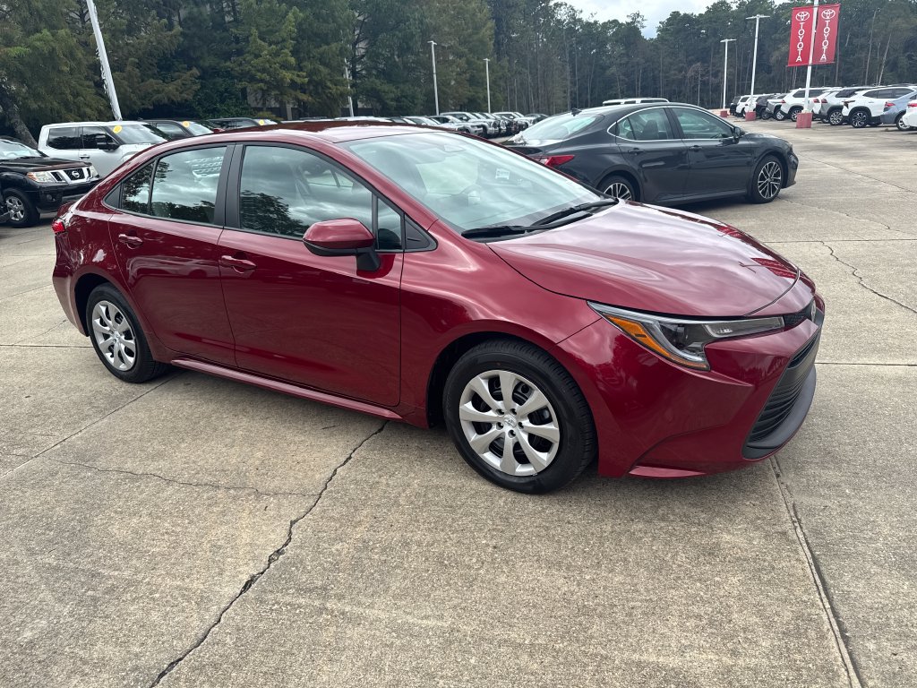 Certified 2026 Toyota Corolla LE FWD image 10