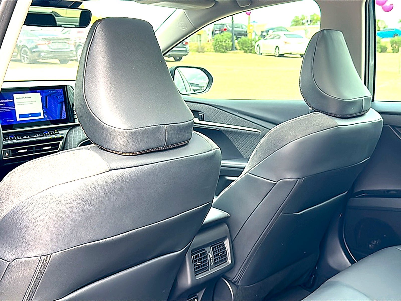 Used 2025 Toyota Camry XLE w/ Premium Package FWD image 17