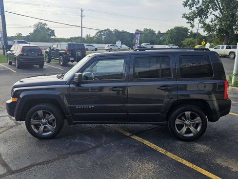 Used 2015 Jeep Patriot High Altitude AWD/4WD image 7