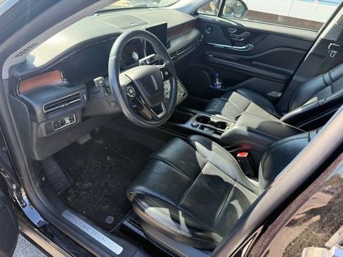 Used 2022 Lincoln Corsair Reserve w/ Equipment Group 201A image 9