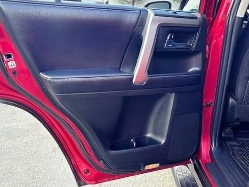 Used 2019 Toyota 4Runner SR5 Premium image 29