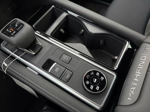 New 2026 Nissan Pathfinder SV AWD/4WD image 25