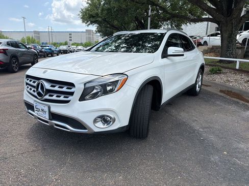 Used 2020 Mercedes-Benz GLA 250 4MATIC w/ Convenience Package image 7