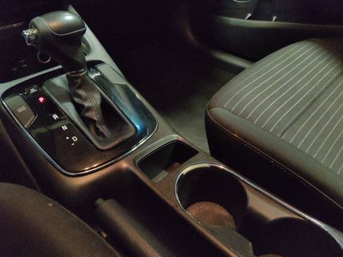 Used 2018 Kia Forte LX w/ LX Popular Package image 26