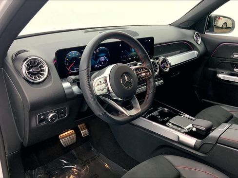 Certified 2023 Mercedes-Benz GLB 250 image 20