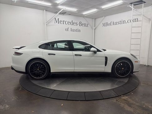 Used 2021 Porsche Panamera RWD image 8