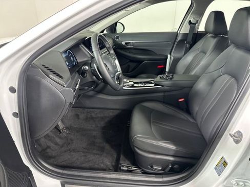 Used 2023 Hyundai Sonata Limited w/ Cargo Package image 11