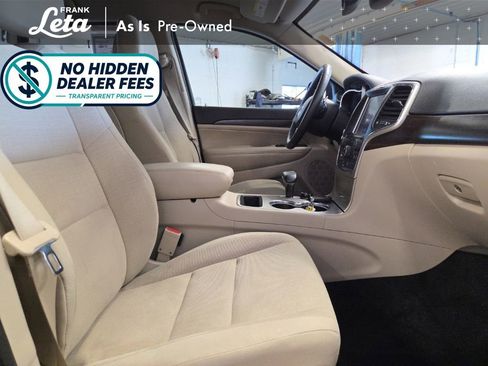 Used 2014 Jeep Grand Cherokee Laredo w/ Quick Order Package 23E AWD/4WD image 18