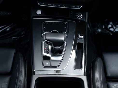 Used 2019 Audi Q5 Prestige image 17