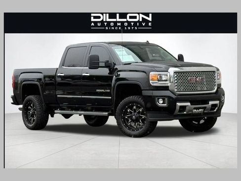 Used 2015 GMC Sierra 2500 Denali w/ Suspension Package, Off-Road AWD/4WD image 1