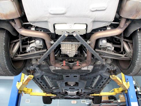 Used 2015 Maserati GranTurismo Convertible image 96