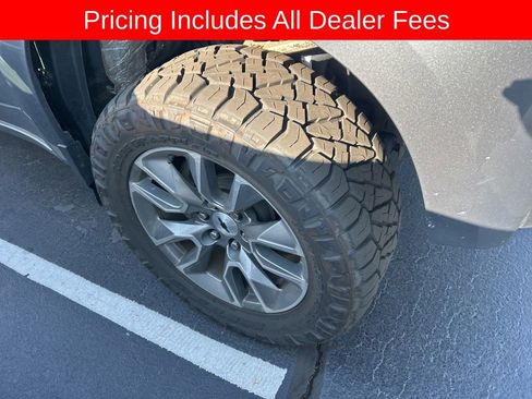 Used 2019 Chevrolet Silverado 1500 RST w/ All-Star Edition AWD/4WD image 2
