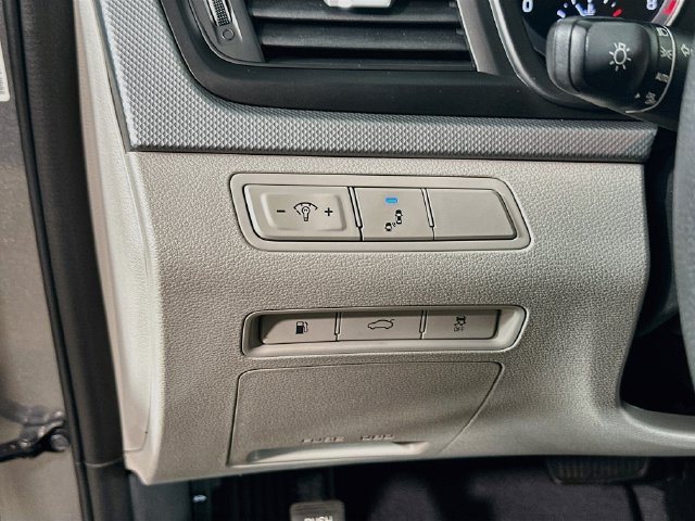 Used 2019 Hyundai Sonata ECO FWD image 17