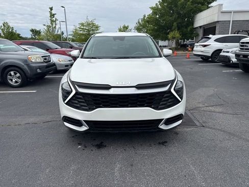 Certified 2025 Kia Sportage LX FWD image 8