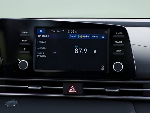 New 2026 Hyundai Elantra SEL Sport FWD image 13