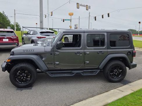 Used 2020 Jeep Wrangler Unlimited Sport AWD/4WD image 4