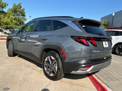 Used 2026 Hyundai Tucson SEL FWD image 8