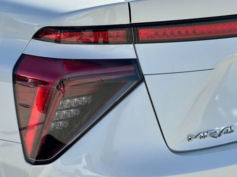 Used 2019 Toyota Mirai Sedan image 12