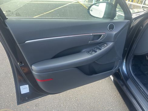 Used 2023 Hyundai Sonata SEL Plus image 6