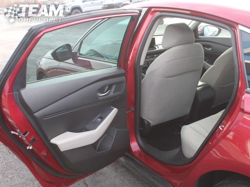 Used 2023 Honda Accord EX image 20